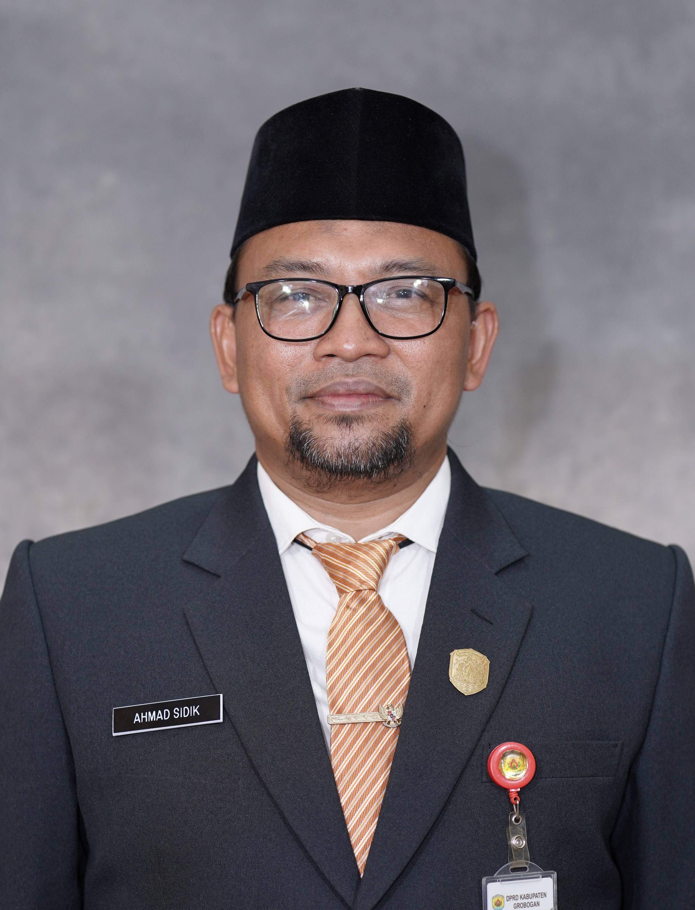AHMAD SIDIK, S.Pd, M.Pd