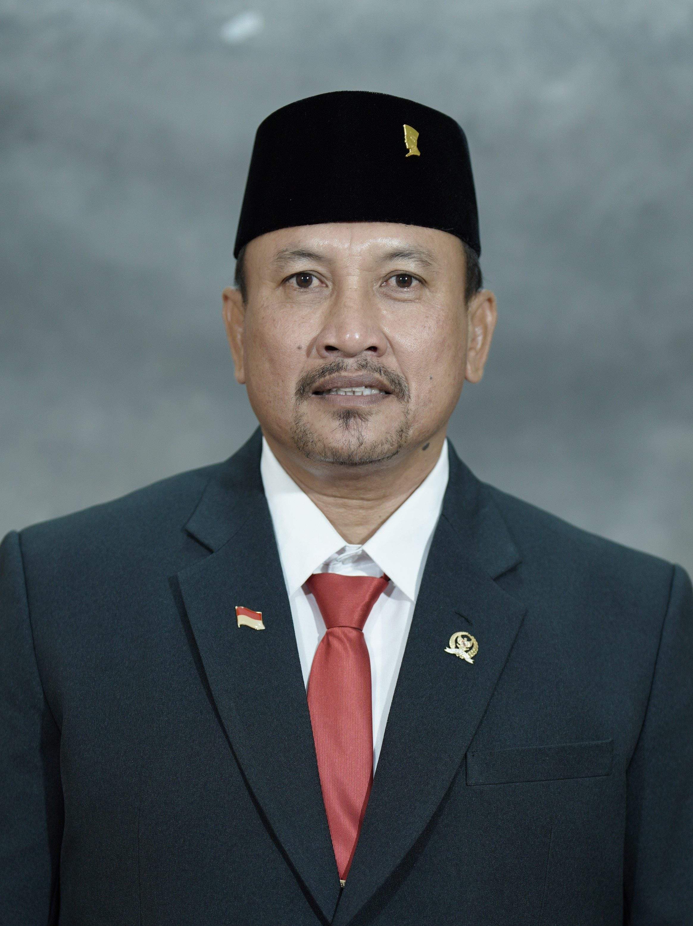 HERU SANTOSA, SH, MM