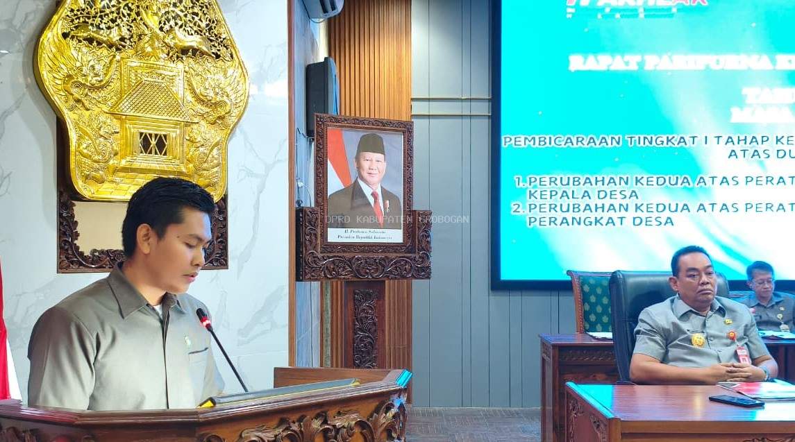 Penyampaian Pemandangan Umum Fraksi Dewan Terhadap Dua Rancangan Peraturan Daerah