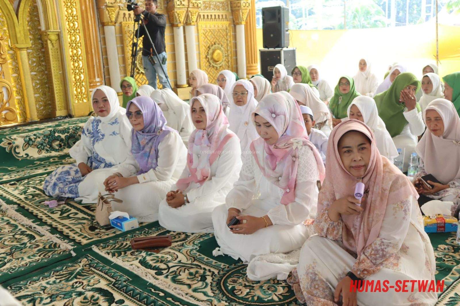 Grobogan Berdzikir: Puncak Kekhidmatan Peringatan Hari Jadi ke-300 Kabupaten Grobogan di Alun-alun Purwodadi