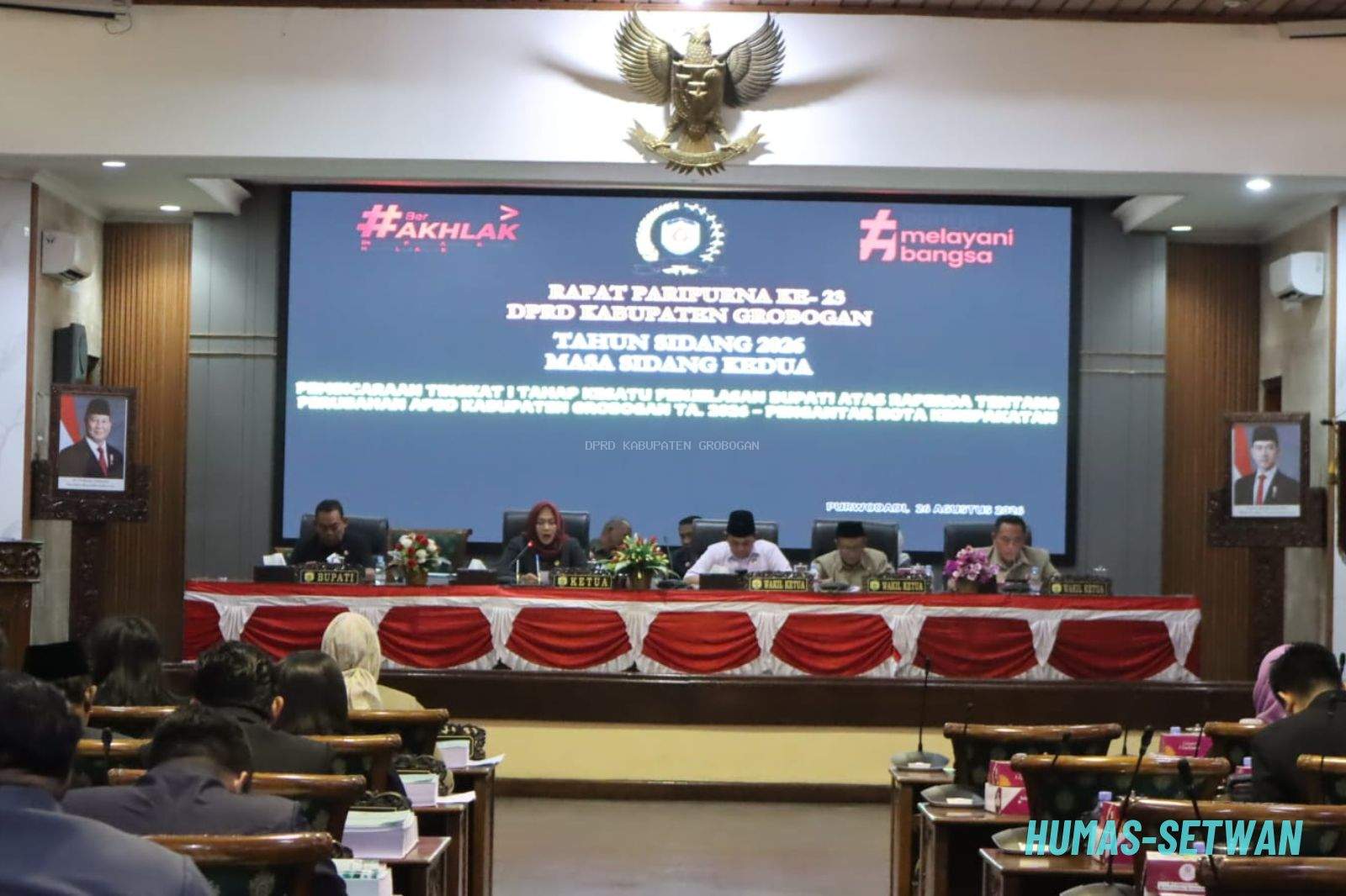 Bahas Perubahan APBD TA 2026, Ketua DPRD Grobogan Hj. Lusia Indah Artani Pimpin Rapat Paripurna Ke-23