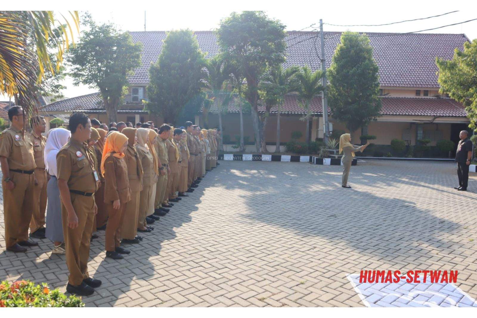 Pimpin Apel Pagi, Sekwan Grobogan Tekankan Anti-Korupsi dan Apresiasi Kinerja Staf